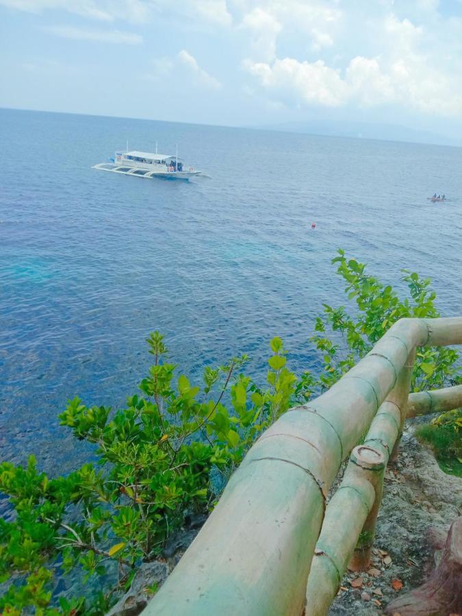 Hotel Reddoorz Premium @ Napaling Point Tangnan Exterior foto